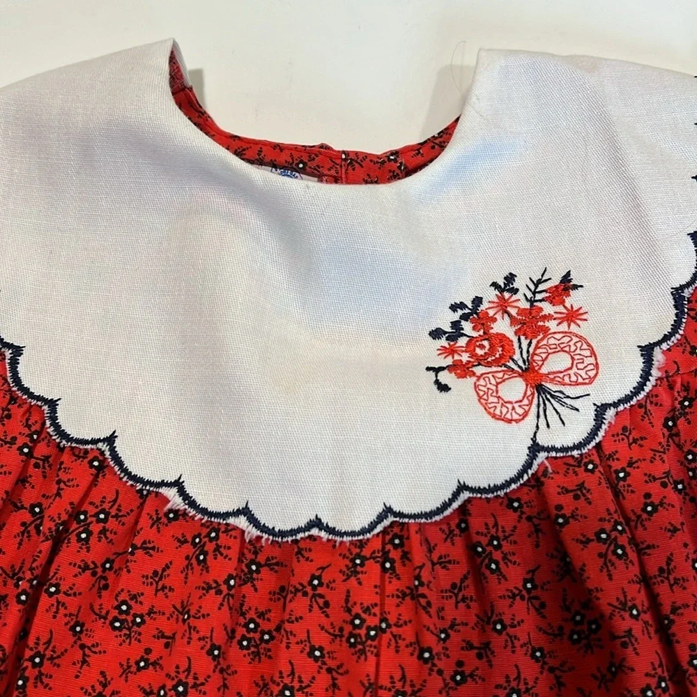 Lil Airess -‎ 2T, red and navy calico print vintage dress